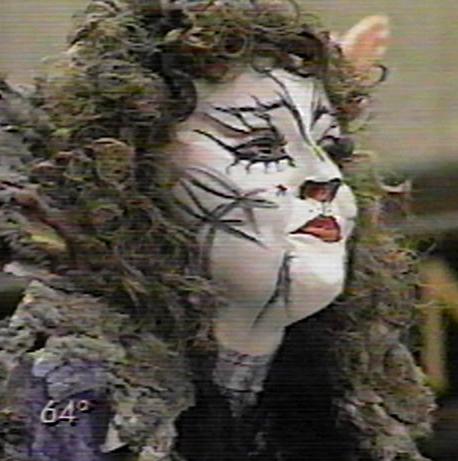 grizabella6.JPG (34907 bytes)